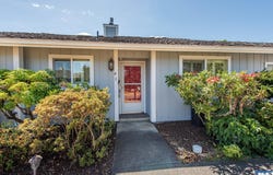 821 N Bakehouse Court, Sequim, WA 98382