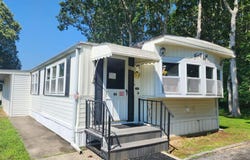 703 Fresh Pond Ave., Calverton, NY 11933