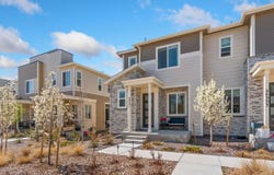 24351 E 41st Ave, Aurora, CO 80019