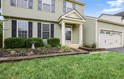 2100 Dunkeld Drive, Grove City, OH 43123