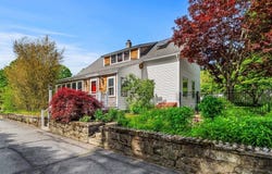 57 Depot St, Grafton, MA 01560