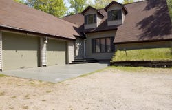 19881 Lakeshore, Ontonagon, MI 49953