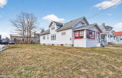 1114 Forest Road, Schenectady, NY 12303