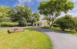 380 Crandall Rd, Tiverton, RI 02878