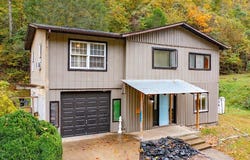 866 Cotton Bend Road, Manchester, KY 40962