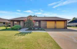 3516 Prairie Dr. W, Altus, OK 73521