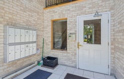 6855 Forestview Drive, Oak Forest, IL 60452