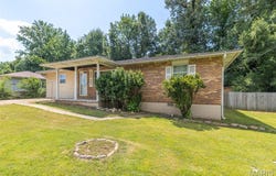 211 Hampton Court, Poplar Bluff, MO 63901