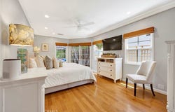 3374 Floyd, Los Angeles, CA 90068