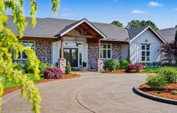 752 MACINNESS Ln, Salem, OR 97317