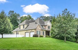 8 Eden Ln, Hanover Twp., NJ 07981-1409