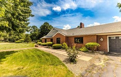 2805 W Berwyn Road, Muncie, IN 47304
