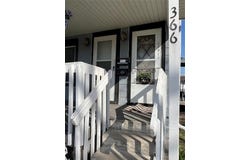 366 7TH Avenue SW, Cedar Rapids, IA 52404