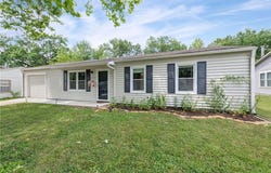 1520 E 18th Street, Lawrence, KS 66044