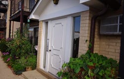 8701 W FOSTER Avenue, Chicago, IL 60656