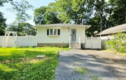 149 Moriches Avenue, Mastic, NY 11950