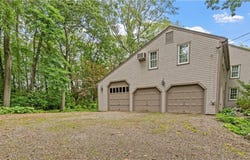 12 Lampercock Lane, Lincoln, RI 02865