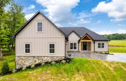 909 Sophie Drive Drive, Greenback, TN 37742