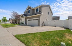 1824 E WARBLER LN, Post Falls, ID 83854
