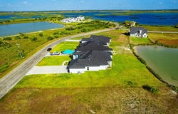 1118 Cape Velero, ROCKPORT, TX 78382