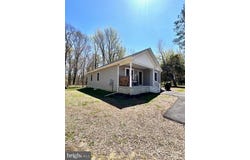 1362 W COLLEGE ROAD, DOVER, DE 19904