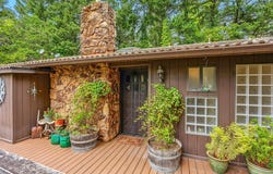 850 Elk Creek Road, Trail, OR 97541