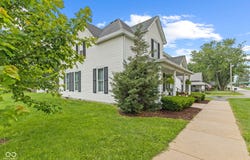 211 N County Line Road, IN 47272