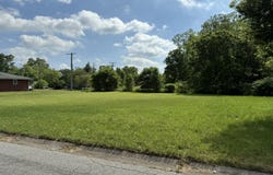 6033 Taft Place, Merrillville, IN 46410