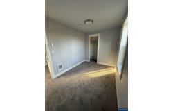 842 E St, Independence, OR 97351