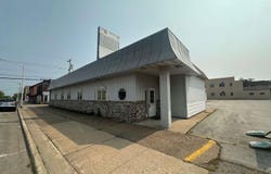 113 S 10th, Escanaba, MI 49829