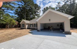 26470 Pine Haven, Courtland, VA 23837