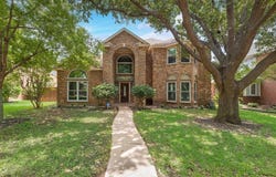 3208 Greenglen Drive, Carrollton, TX 75007