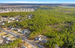 Chelsea Place, Bayville, NJ 08721
