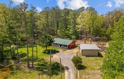398 G H Lowery Rd, CHATSWORTH, GA 30705