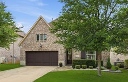 342 Hill Creek Lane, Grapevine, TX 76051