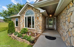 407 Kahite Tr, Vonore, TN 37885