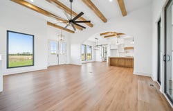 4350 E Brenda Cir, Valley Center, KS 67147