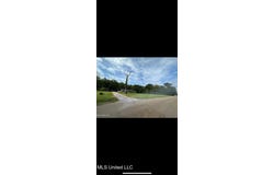 220 Lowe Cir., Richland, MS 39218