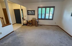 318 Eddington Drive, Pataskala, OH 43062