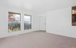 6082 S MAIN St, Murray, UT 84107