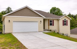 140 Blue Spruce  Drive Drive, Hollister, MO 65673