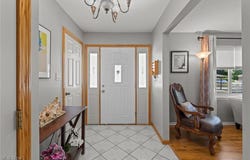 6273 Gale Drive, Seven Hills, OH 44131