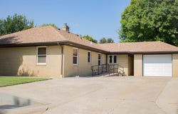 256 E Washington Ave, Kingman, KS 67068