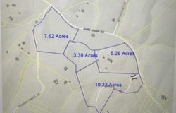 1033 Annie Bell RD, Blue Ridge, VA 24064