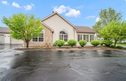 5210 Redford Drive, Brunswick, OH 44212