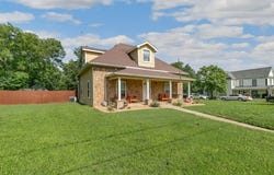 115 D Street, Whitesboro, TX 76273