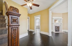 17 E Gaskill Ave, Jeannette, PA 15644