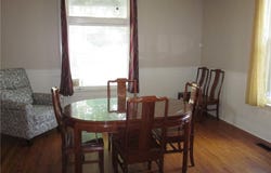 1202 N 8th Street, St Joseph, MO 64501