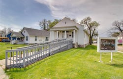 400 S Washington Street, Jerseyville, IL 62052