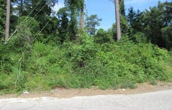 956 Meadowbrook Road, Sumter, SC 29150
